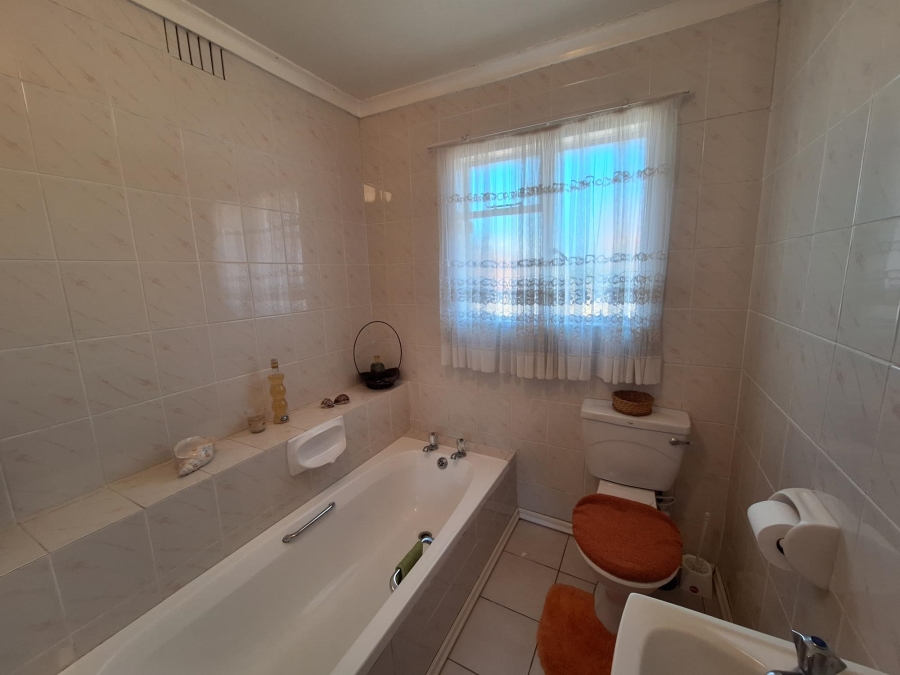 4 Bedroom Property for Sale in Tygerdal Western Cape